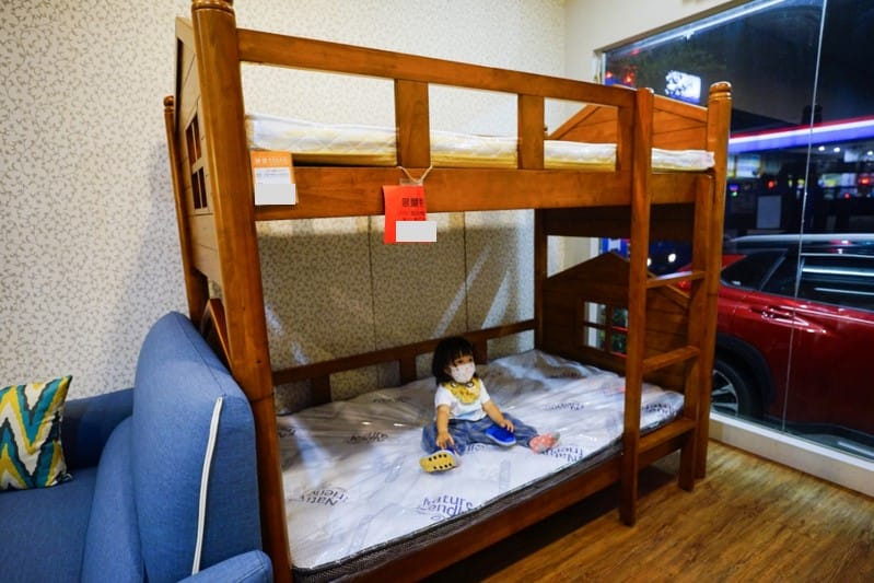 新北家具｜勝億傢俱（土城門市）北部家具零售批發推薦！沙發、床墊、衣櫃各種家具一次購足~