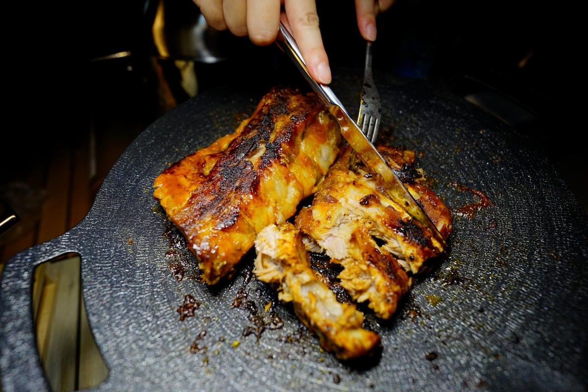 料理｜露營烤肉組推薦！鄧師傅功夫菜 冷凍宅配即食料理包，中秋烤肉推薦！