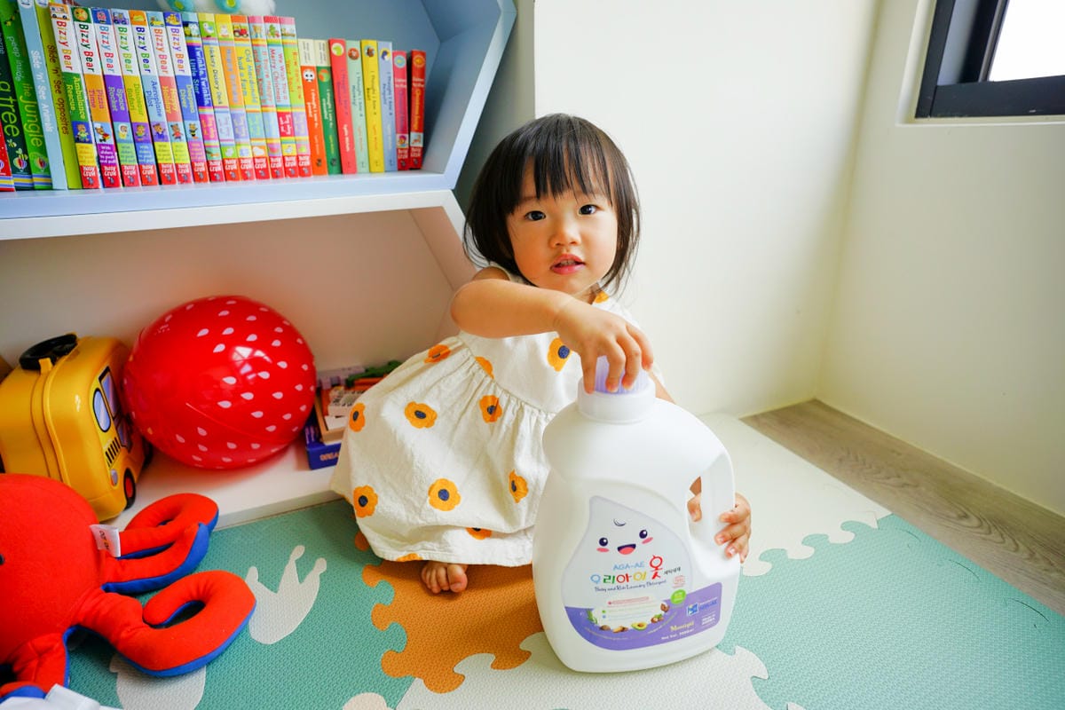 親子育兒｜寶寶用純水濕紙巾推薦！超厚超好用~ 安琪兒婦嬰百貨商品-韓國AGA 純白厚濕巾、天然抗菌洗衣精