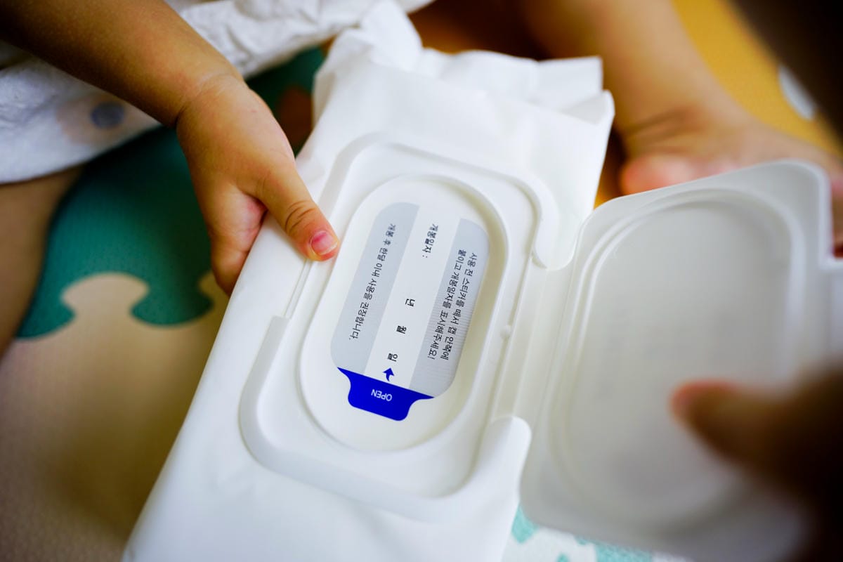 親子育兒｜寶寶用純水濕紙巾推薦！超厚超好用~ 安琪兒婦嬰百貨商品-韓國AGA 純白厚濕巾、天然抗菌洗衣精