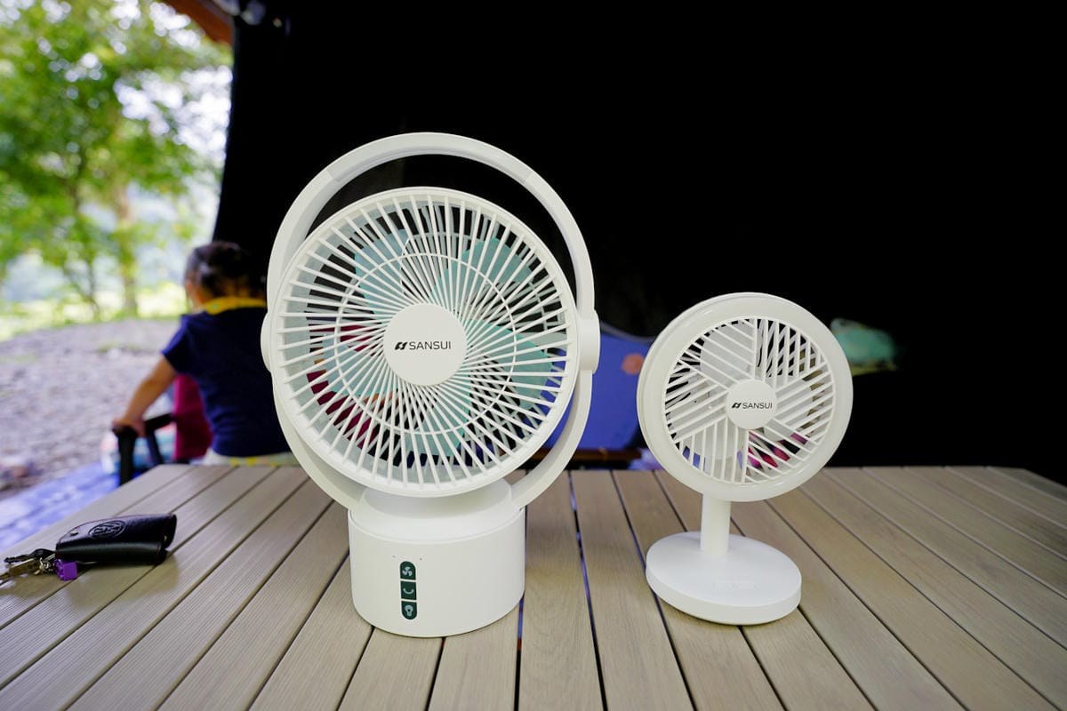 露營用品｜露營用無線充電式風扇推薦！SANSUI山水 攜帶型電扇（SDF-0915／SHF-M72） 夏天露營必備LED驅蚊照明DC風扇！
