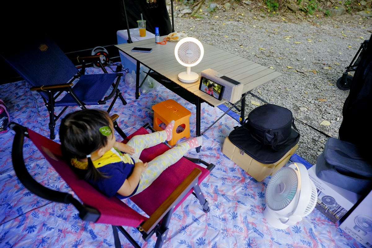 露營用品｜露營用無線充電式風扇推薦！SANSUI山水 攜帶型電扇（SDF-0915／SHF-M72） 夏天露營必備LED驅蚊照明DC風扇！