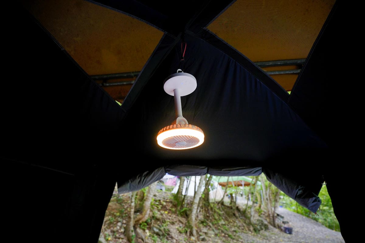 露營用品｜露營用無線充電式風扇推薦！SANSUI山水 攜帶型電扇（SDF-0915／SHF-M72） 夏天露營必備LED驅蚊照明DC風扇！