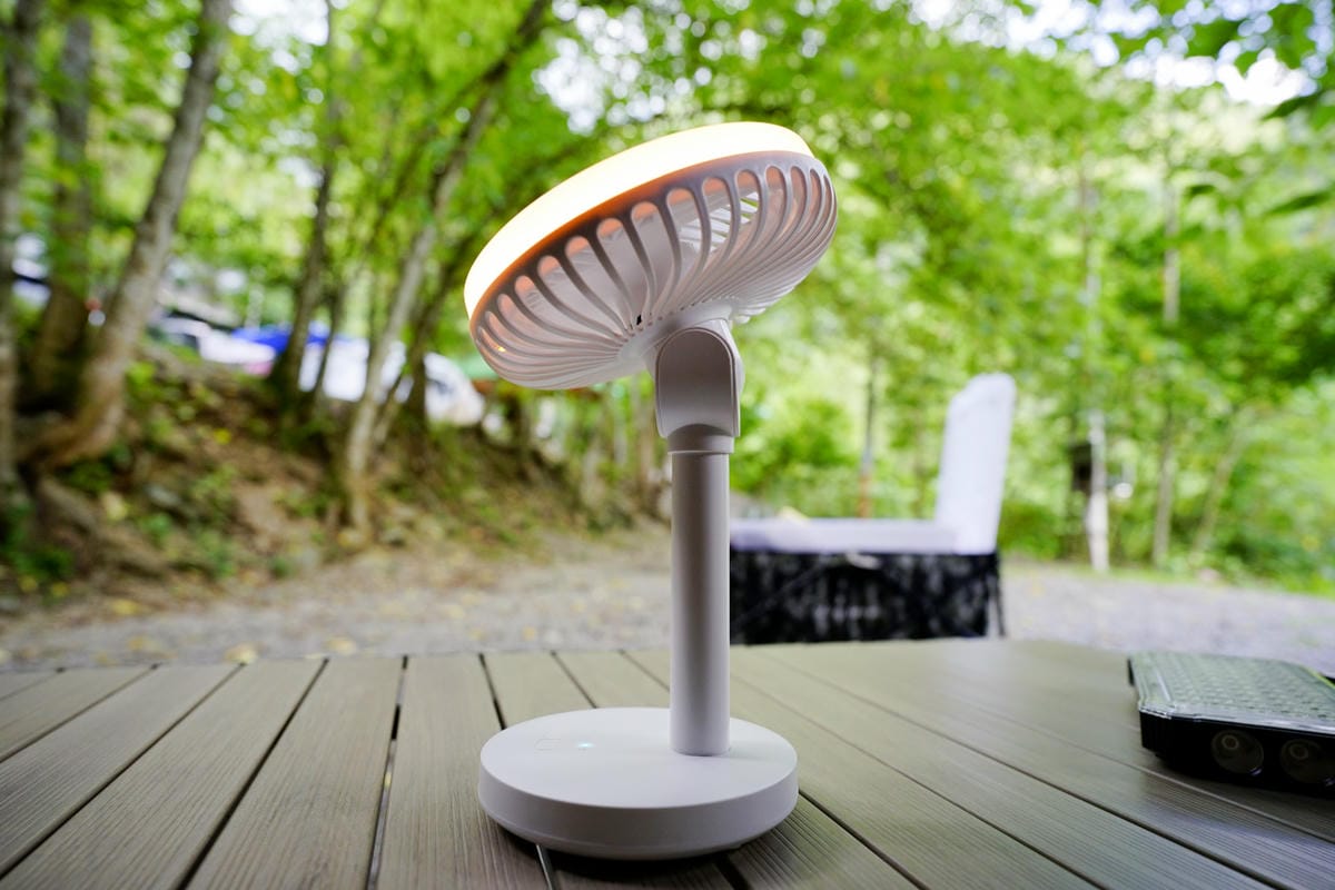 露營用品｜露營用無線充電式風扇推薦！SANSUI山水 攜帶型電扇（SDF-0915／SHF-M72） 夏天露營必備LED驅蚊照明DC風扇！