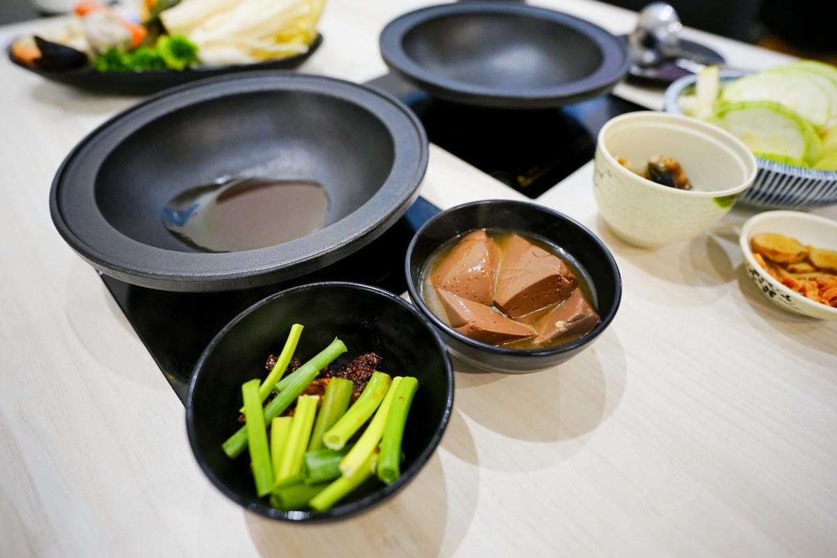 桃園食記|中壢火鍋推薦!全台最大火鍋集團排隊宵夜名店 狂一鍋來中壢插旗囉!中原消夜好選擇~ - 第16張圖 桃園食記|中壢火鍋推薦!全台最大火鍋集團排隊宵夜名店 狂一鍋來中壢插旗囉!中原消夜好選擇~