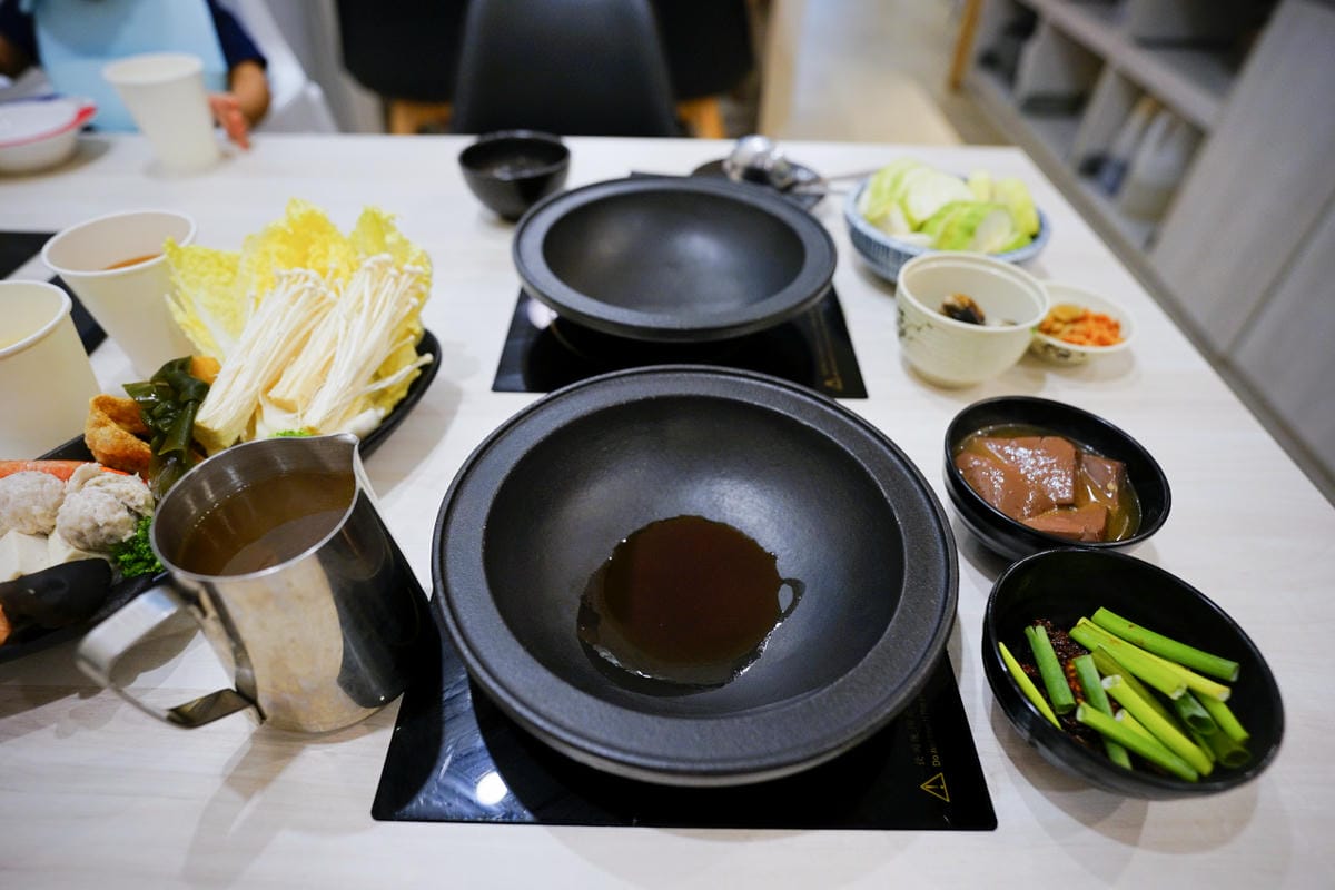 桃園食記|中壢火鍋推薦!全台最大火鍋集團排隊宵夜名店 狂一鍋來中壢插旗囉!中原消夜好選擇~ - 第17張圖 桃園食記|中壢火鍋推薦!全台最大火鍋集團排隊宵夜名店 狂一鍋來中壢插旗囉!中原消夜好選擇~