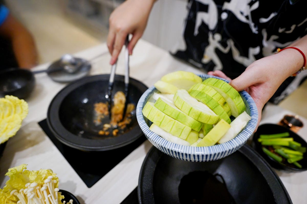 桃園食記|中壢火鍋推薦!全台最大火鍋集團排隊宵夜名店 狂一鍋來中壢插旗囉!中原消夜好選擇~ - 第20張圖 桃園食記|中壢火鍋推薦!全台最大火鍋集團排隊宵夜名店 狂一鍋來中壢插旗囉!中原消夜好選擇~