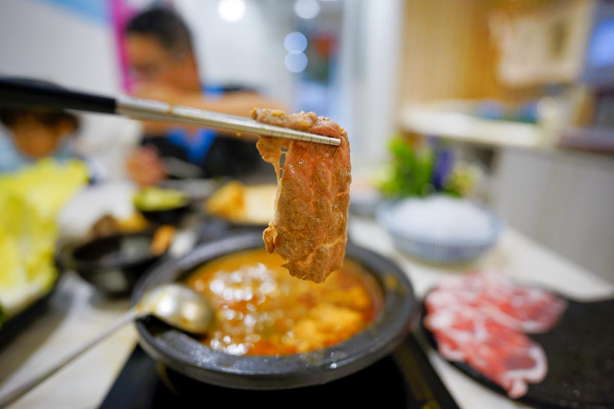 桃園食記|中壢火鍋推薦!全台最大火鍋集團排隊宵夜名店 狂一鍋來中壢插旗囉!中原消夜好選擇~ - 第41張圖 桃園食記|中壢火鍋推薦!全台最大火鍋集團排隊宵夜名店 狂一鍋來中壢插旗囉!中原消夜好選擇~
