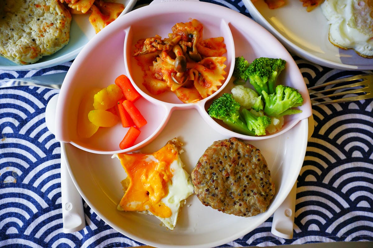 料理|減醣料理推薦!麥斯盒子 減醣漢堡排 舒肥雞胸肉吃膩了,那就來份高蛋白漢堡排吧~ - 第9張圖 料理|減醣料理推薦!麥斯盒子 減醣漢堡排 舒肥雞胸肉吃膩了,那就來份高蛋白漢堡排吧~