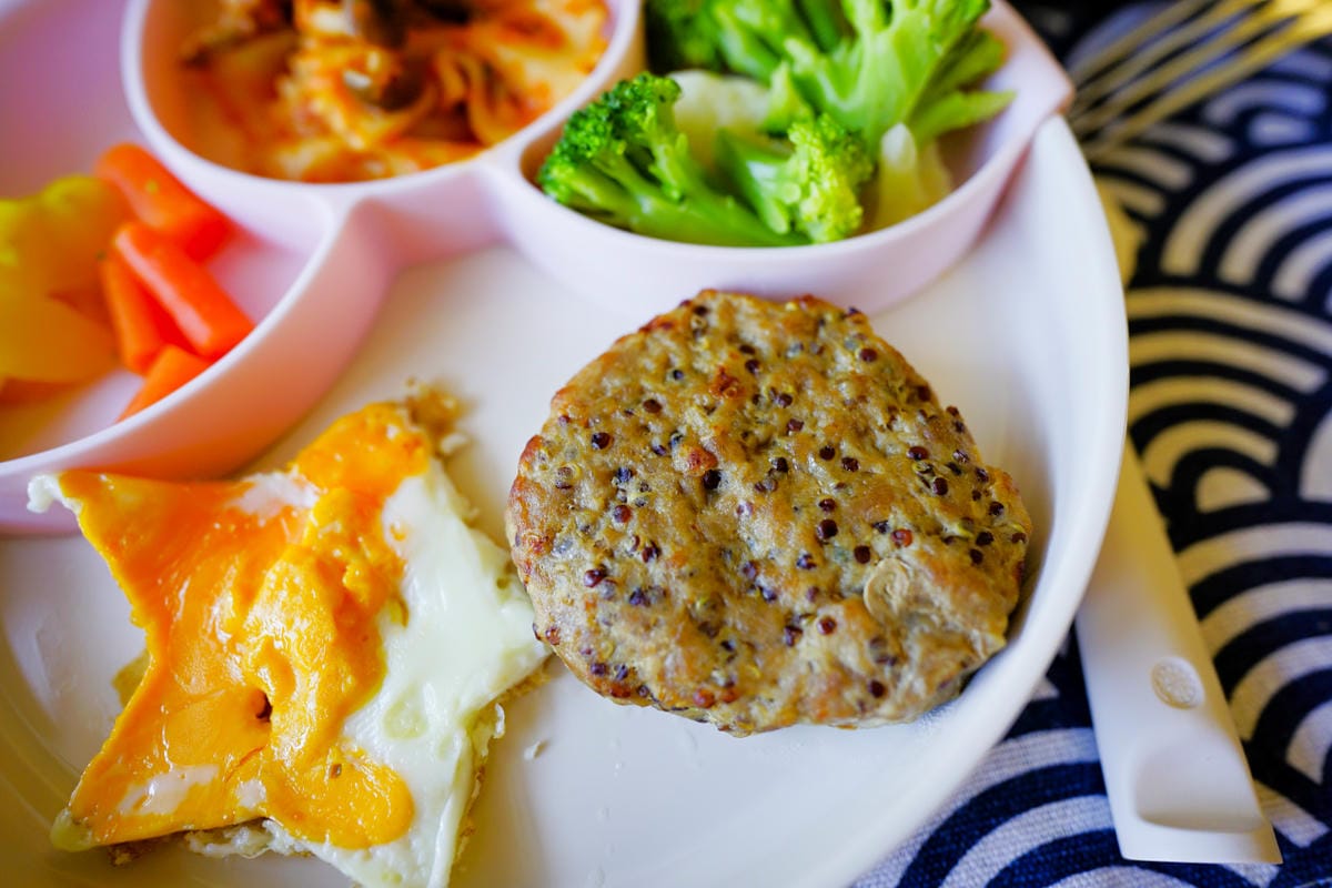 料理|減醣料理推薦!麥斯盒子 減醣漢堡排 舒肥雞胸肉吃膩了,那就來份高蛋白漢堡排吧~ - 第10張圖 料理|減醣料理推薦!麥斯盒子 減醣漢堡排 舒肥雞胸肉吃膩了,那就來份高蛋白漢堡排吧~