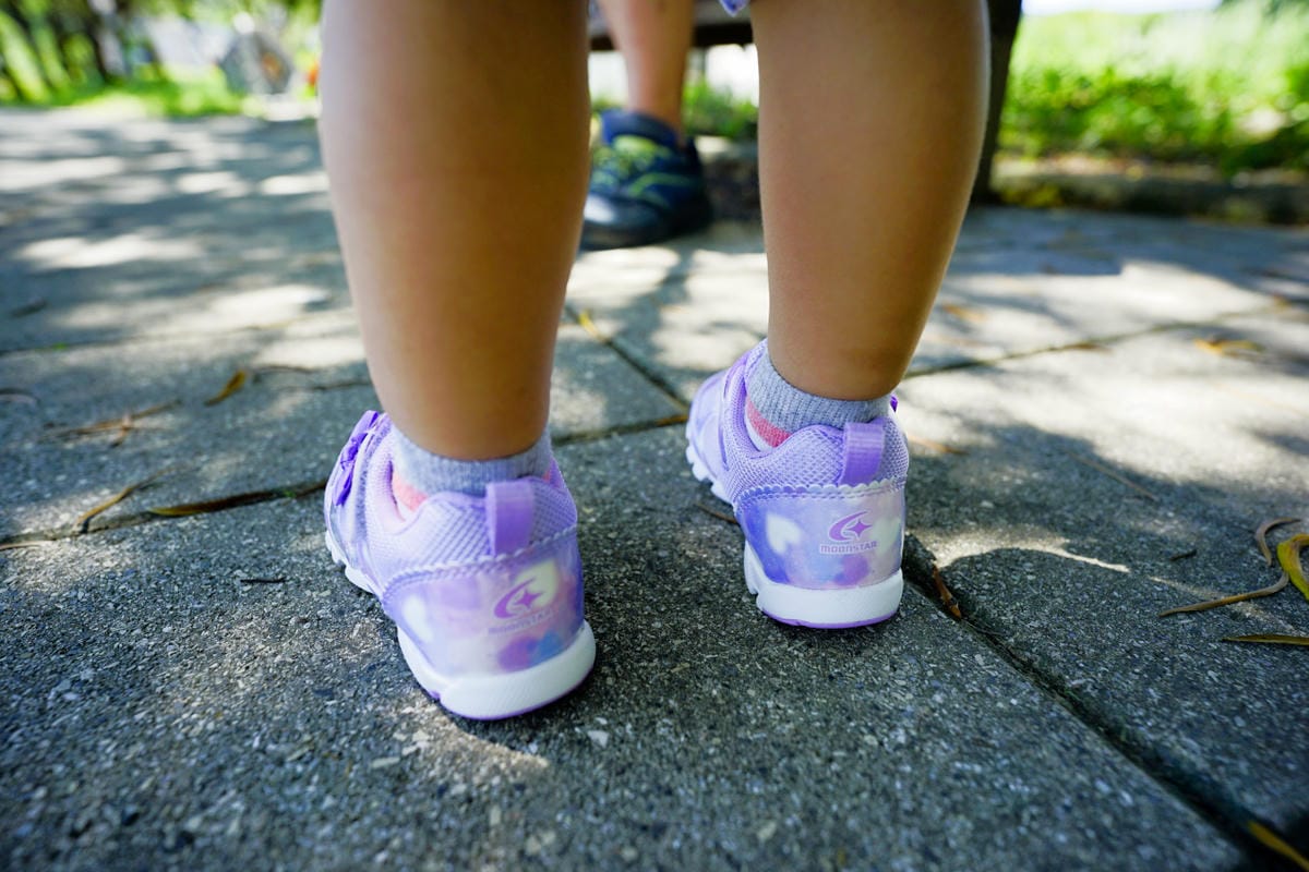 親子育兒|孩子的第一雙鞋 Moonstar月星童鞋 ITAI ITAI_痛經女子 最強日韓選物商品社團,日本童鞋品牌推薦! - 第18張圖 親子育兒|孩子的第一雙鞋 Moonstar月星童鞋 ITAI ITAI_痛經女子 最強日韓選物商品社團,日本童鞋品牌推薦!