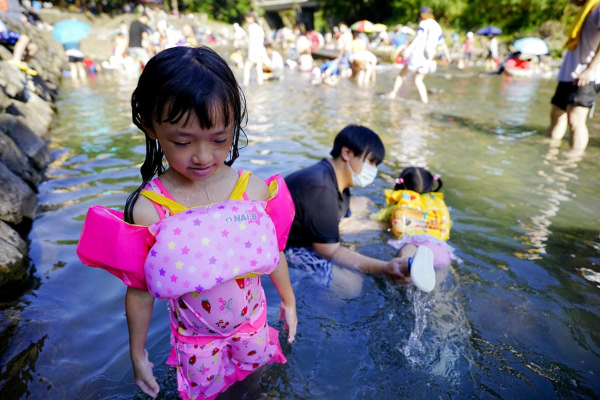 親子育兒｜嬰幼兒泳圈推薦！夏日玩水必備 卡樂米韓國Nai-B奈比嬰幼兒泳圈 幼兒趴式泳圈、兒童漂浮夾克