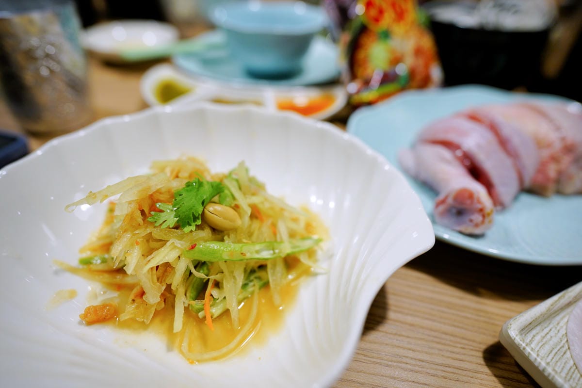 新北食記|板橋泰式火鍋推薦!最歡樂最大火鍋集團樂多多最強泰鍋 追樂祕式泰鍋物(板橋重慶店)喜歡泰式料理的人不要錯過囉~ - 第16張圖 新北食記|板橋泰式火鍋推薦!最歡樂最大火鍋集團樂多多最強泰鍋 追樂祕式泰鍋物(板橋重慶店)喜歡泰式料理的人不要錯過囉~