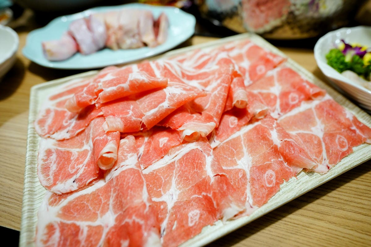 新北食記|板橋泰式火鍋推薦!最歡樂最大火鍋集團樂多多最強泰鍋 追樂祕式泰鍋物(板橋重慶店)喜歡泰式料理的人不要錯過囉~ - 第21張圖 新北食記|板橋泰式火鍋推薦!最歡樂最大火鍋集團樂多多最強泰鍋 追樂祕式泰鍋物(板橋重慶店)喜歡泰式料理的人不要錯過囉~