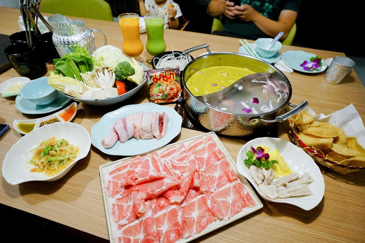 新北食記|板橋泰式火鍋推薦!最歡樂最大火鍋集團樂多多最強泰鍋 追樂祕式泰鍋物(板橋重慶店)喜歡泰式料理的人不要錯過囉~ - 第13張圖 新北食記|板橋泰式火鍋推薦!最歡樂最大火鍋集團樂多多最強泰鍋 追樂祕式泰鍋物(板橋重慶店)喜歡泰式料理的人不要錯過囉~