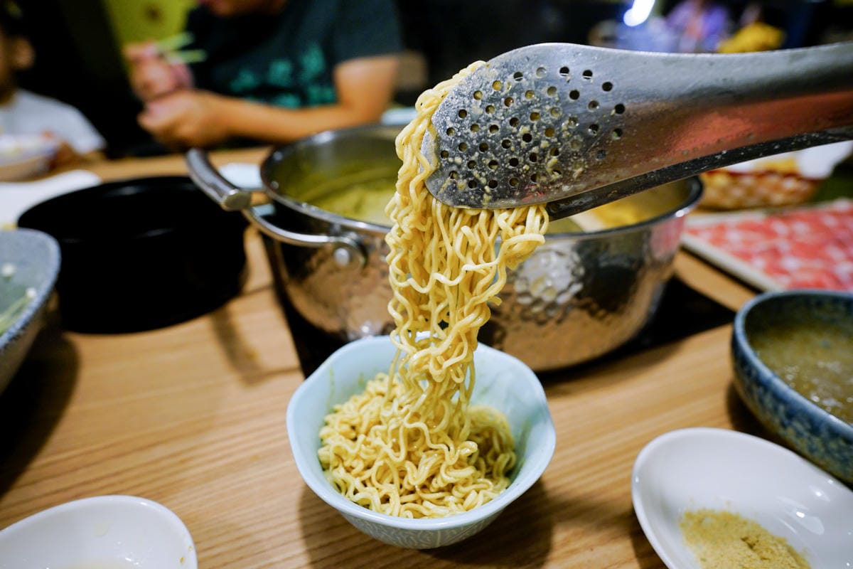 新北食記|板橋泰式火鍋推薦!最歡樂最大火鍋集團樂多多最強泰鍋 追樂祕式泰鍋物(板橋重慶店)喜歡泰式料理的人不要錯過囉~ - 第30張圖 新北食記|板橋泰式火鍋推薦!最歡樂最大火鍋集團樂多多最強泰鍋 追樂祕式泰鍋物(板橋重慶店)喜歡泰式料理的人不要錯過囉~