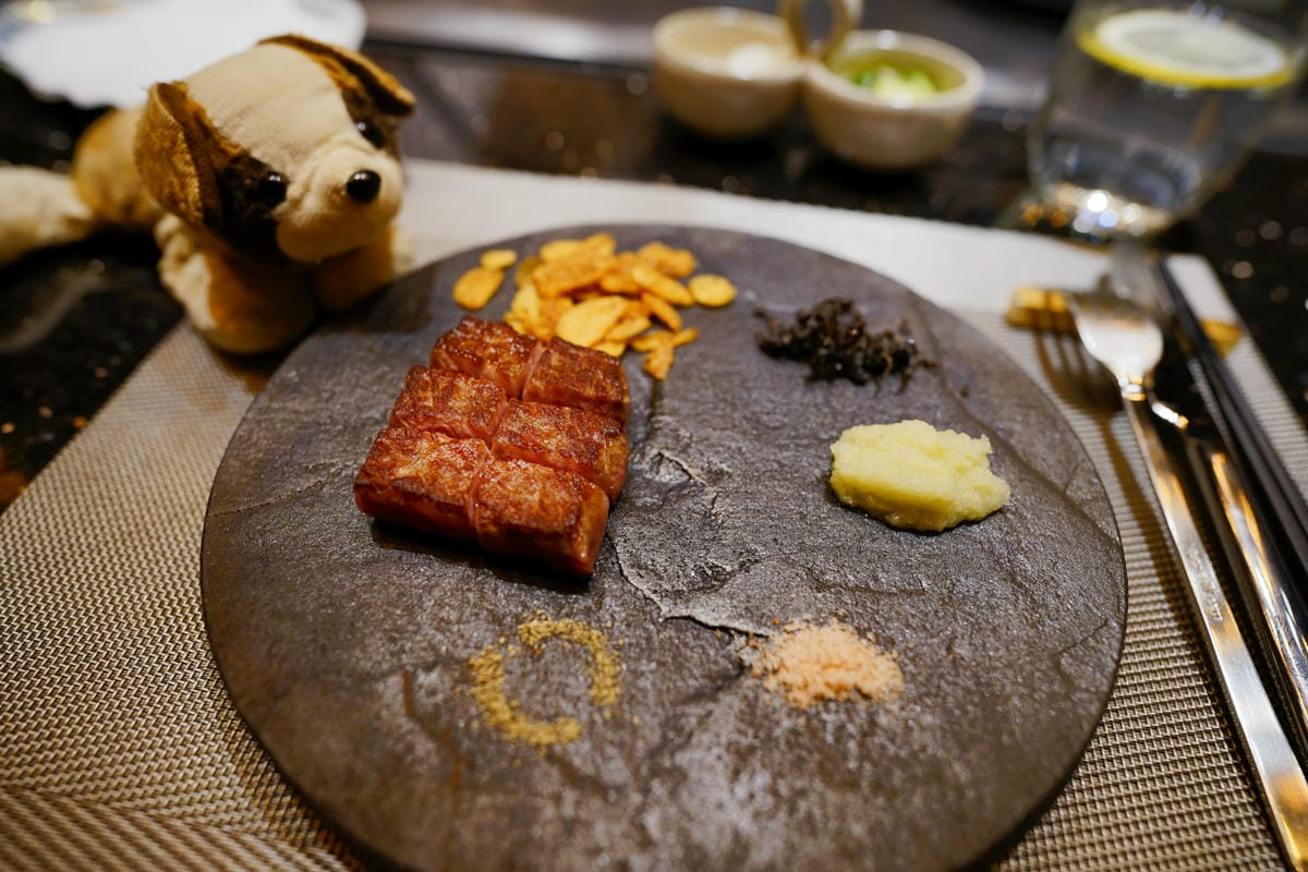 桃園食記｜中壢吾七鐵板燒 頂級日式無菜單鐵板料理，坐著做最新力作！慶生、紀念日大餐推薦餐廳~