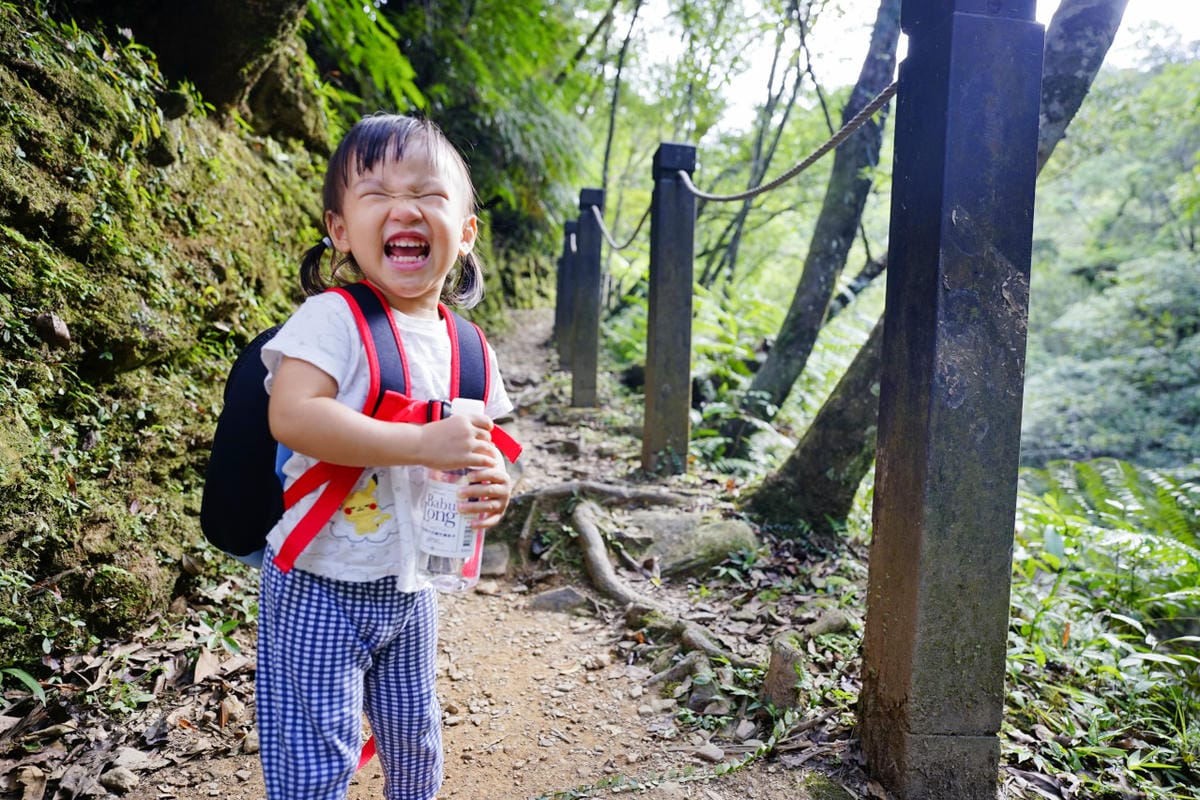 親子育兒｜上山下海不怕熱中暑，親子出遊不能少的巴部農天然鹼性礦泉水！天然pH9.0鹼性礦泉水