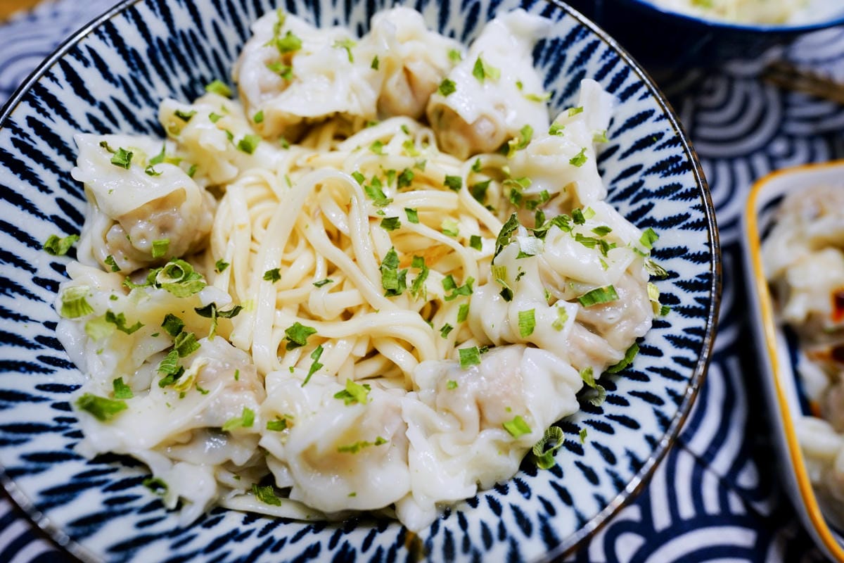 料理｜潘太優慕x煮廚 史丹利 鮮肉抄手 阿成鵝肉聯名雙醬抄手、麻醬抄手、花椒紅油抄手 在家也能輕鬆享用餛飩麵！
