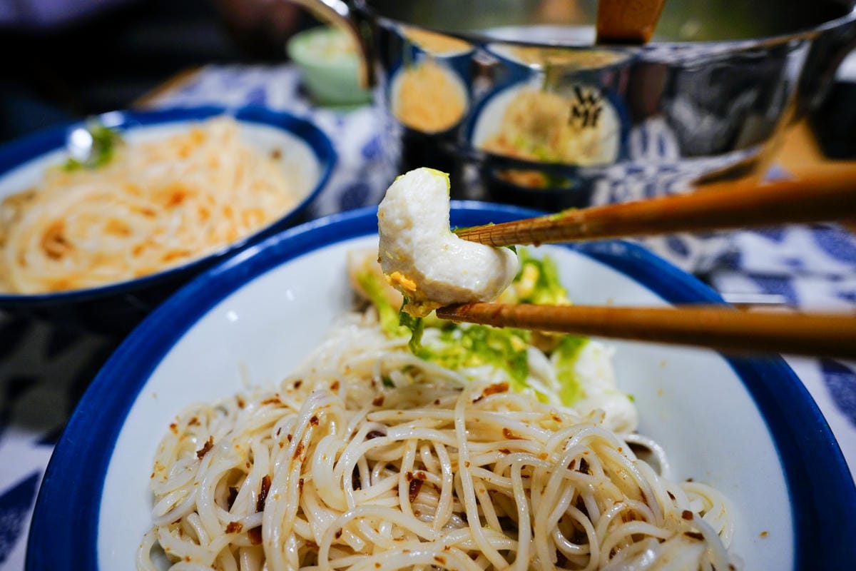 料理|澎湖信興名產 狗母麵線組 狗母魚丸、花枝蝦漿、冷凍海菜、手工麵線 - 第8張圖 料理|澎湖信興名產 狗母麵線組 狗母魚丸、花枝蝦漿、冷凍海菜、手工麵線
