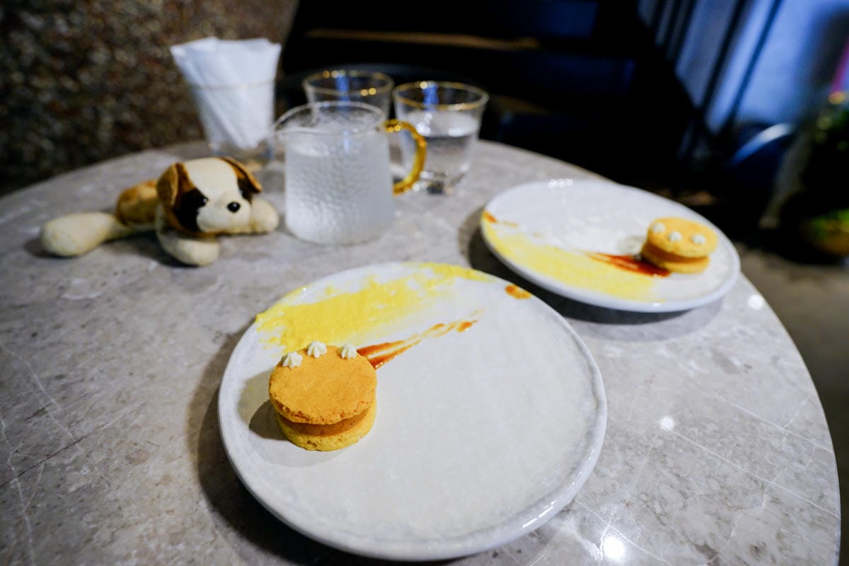 桃園食記｜桃園中路甜點 韶光如川法式甜點 預約制主題故事甜點 桃園中路特區新開幕甜點店！