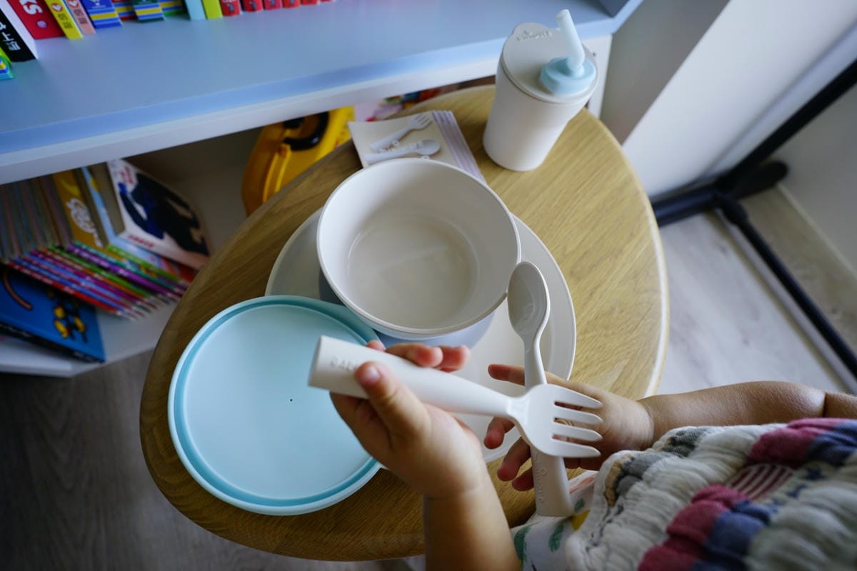 親子育兒|嬰兒送禮推薦!Miniware純天然兒童學習餐具 夢幻馬卡龍,寶寶第一次使用就上手!彌月、周歲禮物耐用推薦! - 第7張圖 親子育兒|嬰兒送禮推薦!Miniware純天然兒童學習餐具 夢幻馬卡龍,寶寶第一次使用就上手!彌月、周歲禮物耐用推薦!