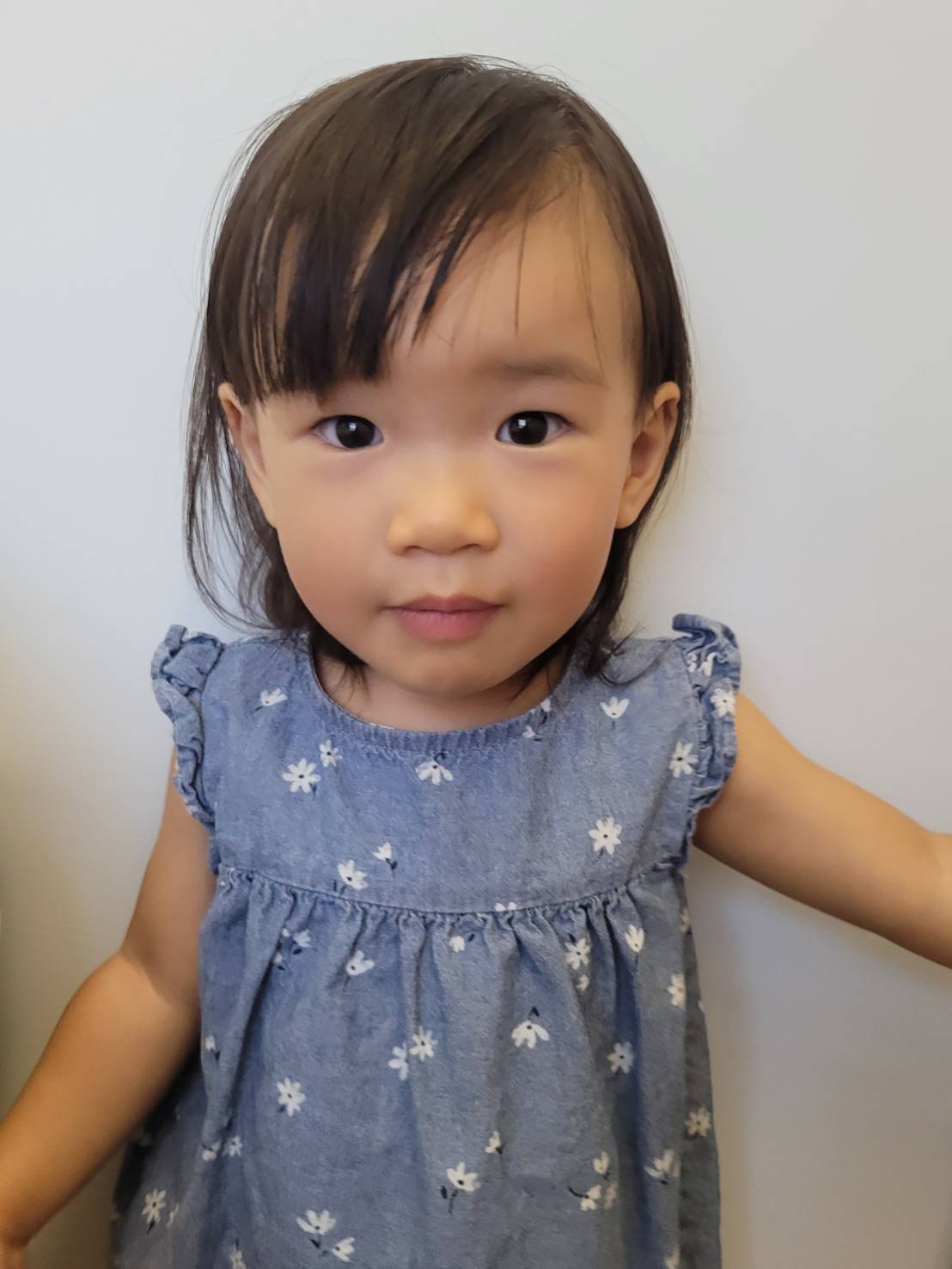 親子育兒｜寶寶DIY證件照片推薦！嬰兒大頭照拍攝不求人，手機自拍，一鍵完成去背！水啦快照機免費列印或寄送到府超方便~