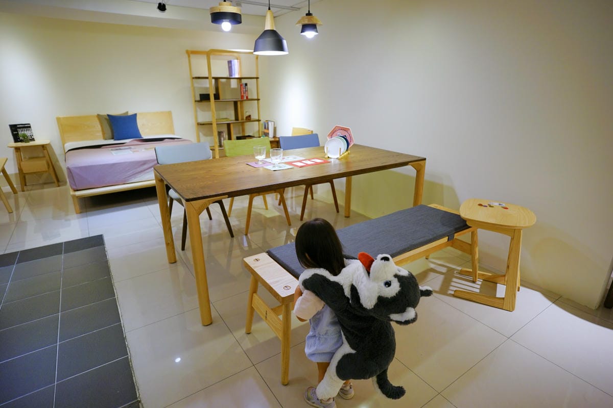 新北家具|實木家具推薦!府昕設計家具(林口店)天然木製家具 梣木床架、沙發、書櫃 - 第31張圖 新北家具|實木家具推薦!府昕設計家具(林口店)天然木製家具 梣木床架、沙發、書櫃