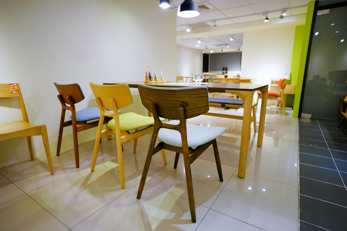 新北家具|實木家具推薦!府昕設計家具(林口店)天然木製家具 梣木床架、沙發、書櫃 - 第33張圖 新北家具|實木家具推薦!府昕設計家具(林口店)天然木製家具 梣木床架、沙發、書櫃