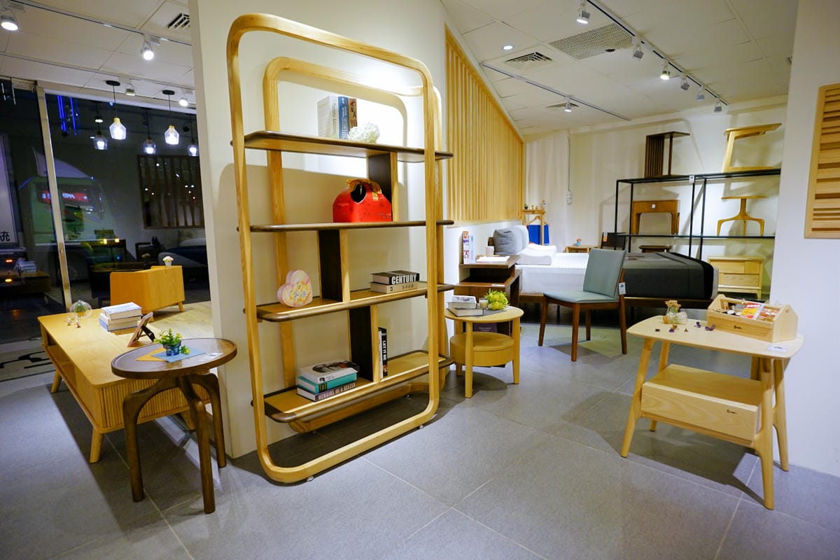 新北家具|實木家具推薦!府昕設計家具(林口店)天然木製家具 梣木床架、沙發、書櫃 - 第8張圖 新北家具|實木家具推薦!府昕設計家具(林口店)天然木製家具 梣木床架、沙發、書櫃