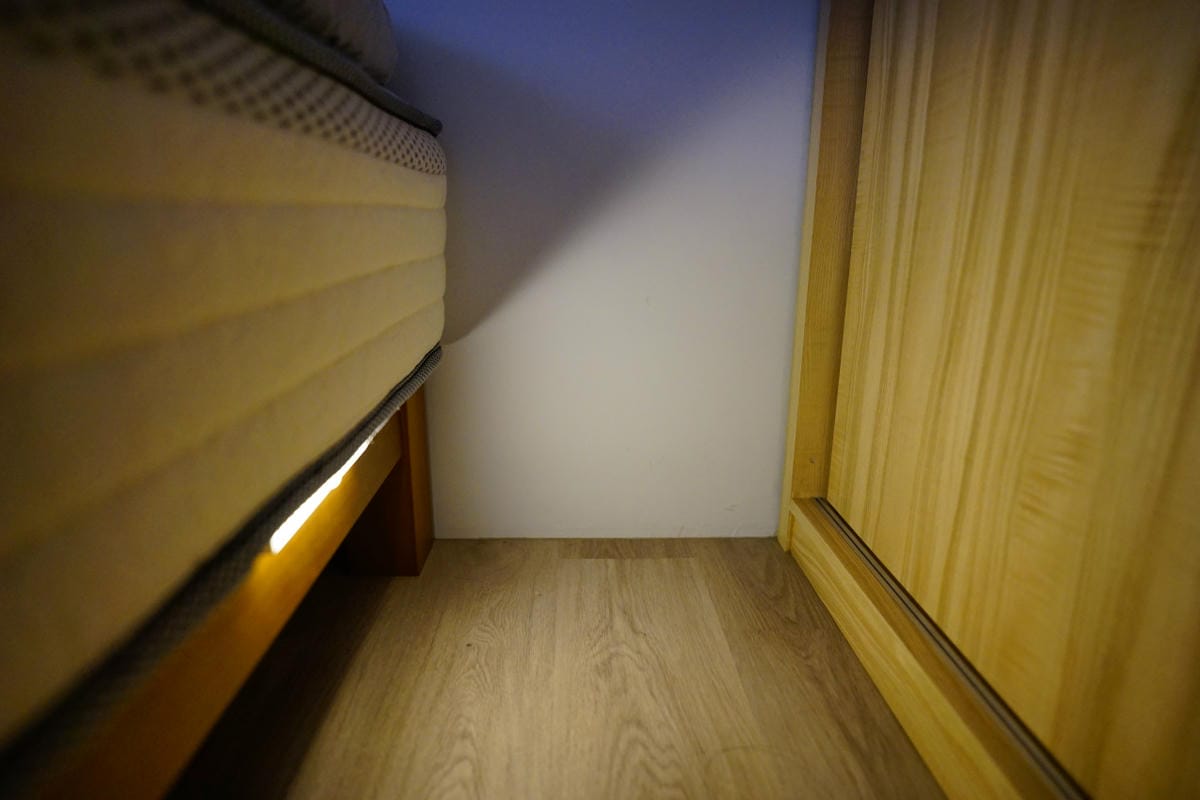 家電開箱|RASTO 磁吸LED感應燈 親子育兒好幫手!無線充電夜燈、衣櫃、後車廂、玄關感應照明用大推薦! - 第15張圖 家電開箱|RASTO 磁吸LED感應燈 親子育兒好幫手!無線充電夜燈、衣櫃、後車廂、玄關感應照明用大推薦!