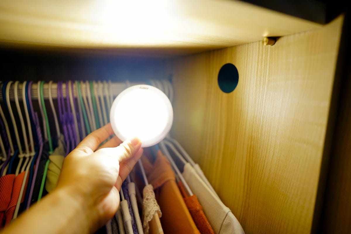 家電開箱|RASTO 磁吸LED感應燈 親子育兒好幫手!無線充電夜燈、衣櫃、後車廂、玄關感應照明用大推薦! - 第18張圖 家電開箱|RASTO 磁吸LED感應燈 親子育兒好幫手!無線充電夜燈、衣櫃、後車廂、玄關感應照明用大推薦!