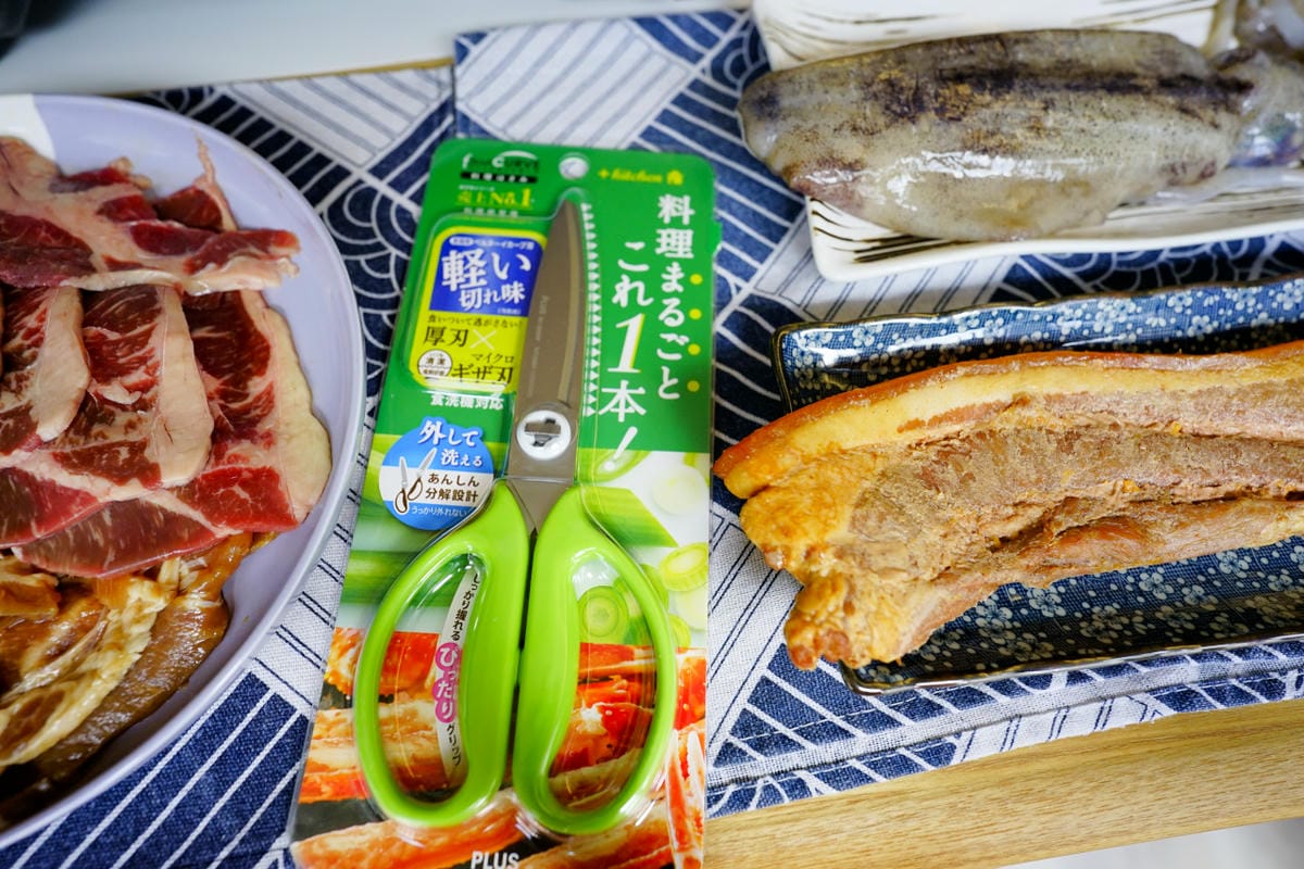 露營用品｜PLUS普樂士日本品牌剪刀推薦！露營用可拆解料理剪刀推薦！好用不沾膠剪刀，拆包裹必備！