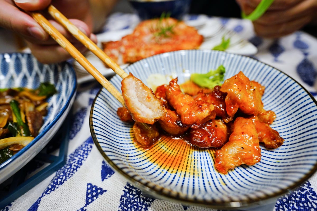 料理｜紅杉食品 生鮮料理包，大菜輕鬆上桌！椒麻雞、炒霜降牛、紅糟豬排、乾燒糖醋里肌