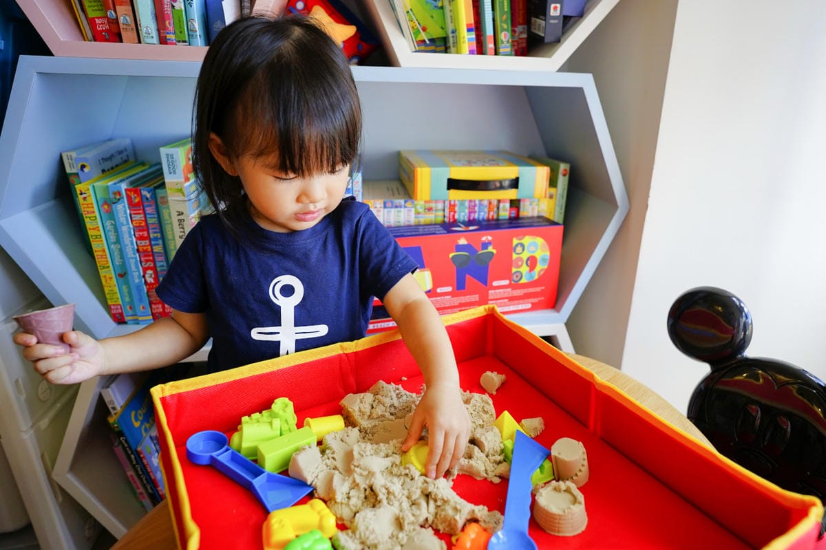 親子育兒|童心星球 英國Flower monaco趣味星空沙 把沙坑搬回家!比動力沙更好整理的無毒環保星空沙~ - 第10張圖 親子育兒|童心星球 英國Flower monaco趣味星空沙 把沙坑搬回家!比動力沙更好整理的無毒環保星空沙~