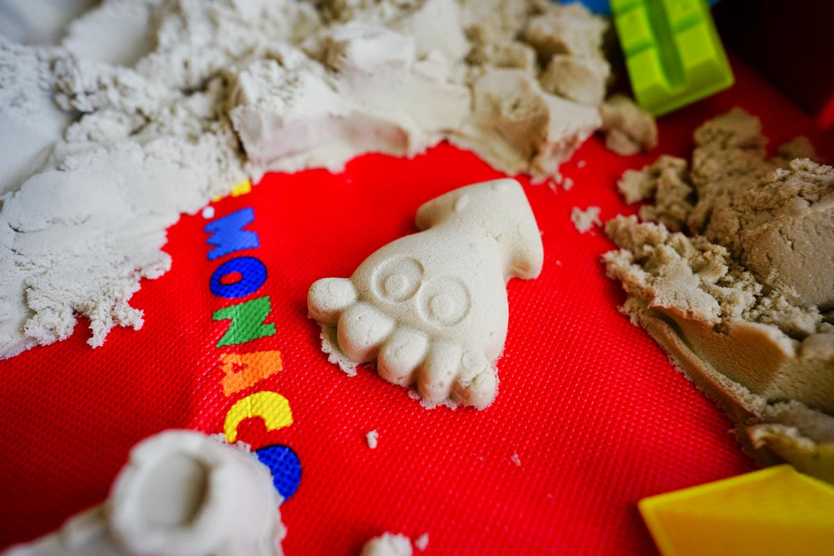 親子育兒|童心星球 英國Flower monaco趣味星空沙 把沙坑搬回家!比動力沙更好整理的無毒環保星空沙~ - 第28張圖 親子育兒|童心星球 英國Flower monaco趣味星空沙 把沙坑搬回家!比動力沙更好整理的無毒環保星空沙~