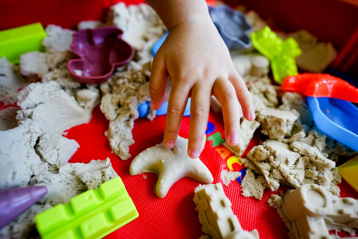 親子育兒|童心星球 英國Flower monaco趣味星空沙 把沙坑搬回家!比動力沙更好整理的無毒環保星空沙~ - 第21張圖 親子育兒|童心星球 英國Flower monaco趣味星空沙 把沙坑搬回家!比動力沙更好整理的無毒環保星空沙~