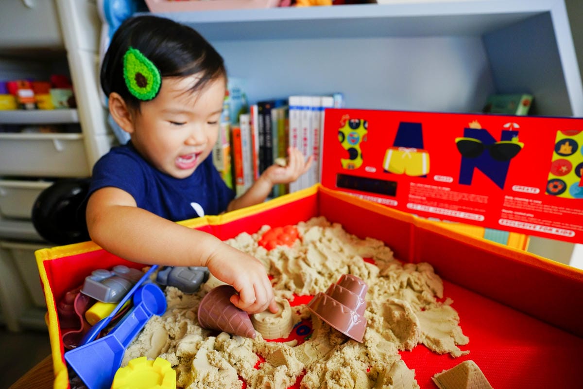 親子育兒|童心星球 英國Flower monaco趣味星空沙 把沙坑搬回家!比動力沙更好整理的無毒環保星空沙~ - 第42張圖 親子育兒|童心星球 英國Flower monaco趣味星空沙 把沙坑搬回家!比動力沙更好整理的無毒環保星空沙~