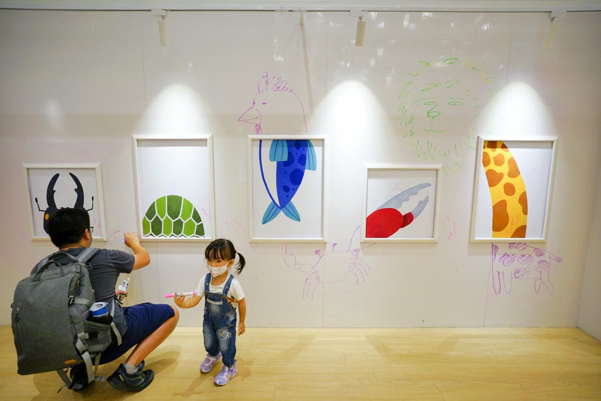 桃園景點｜桃園觀光工廠推薦！雄獅文具 想像力製造所 愛畫畫小朋友的天堂、親子DIY體驗 桃園親子旅遊景點、室內雨備景點推薦！