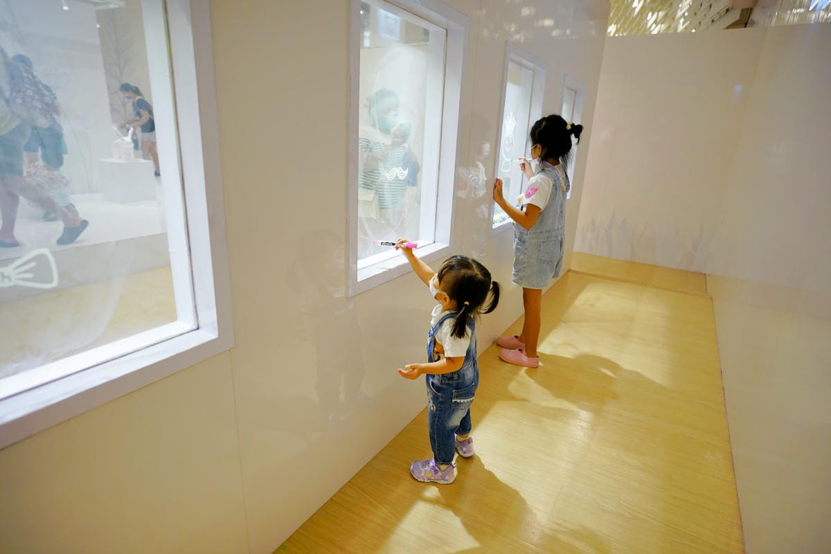 桃園景點｜桃園觀光工廠推薦！雄獅文具 想像力製造所 愛畫畫小朋友的天堂、親子DIY體驗 桃園親子旅遊景點、室內雨備景點推薦！