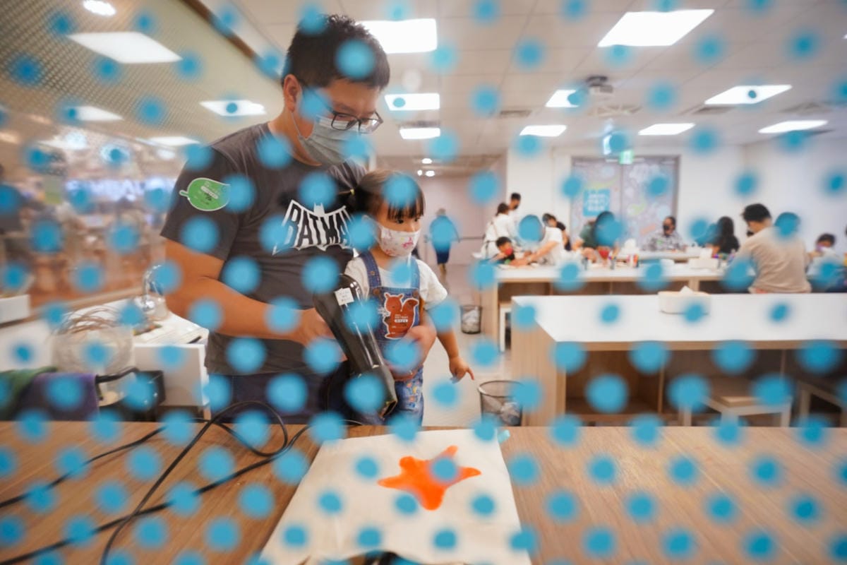 桃園景點｜桃園觀光工廠推薦！雄獅文具 想像力製造所 愛畫畫小朋友的天堂、親子DIY體驗 桃園親子旅遊景點、室內雨備景點推薦！