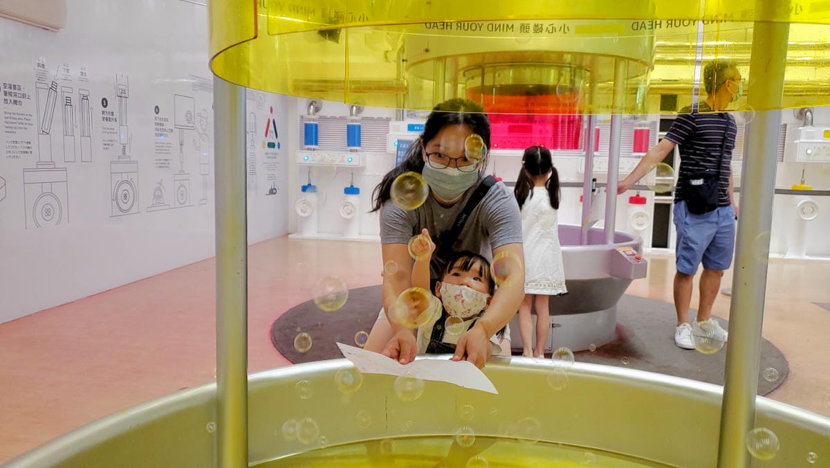 桃園景點｜桃園觀光工廠推薦！雄獅文具 想像力製造所 愛畫畫小朋友的天堂、親子DIY體驗 桃園親子旅遊景點、室內雨備景點推薦！