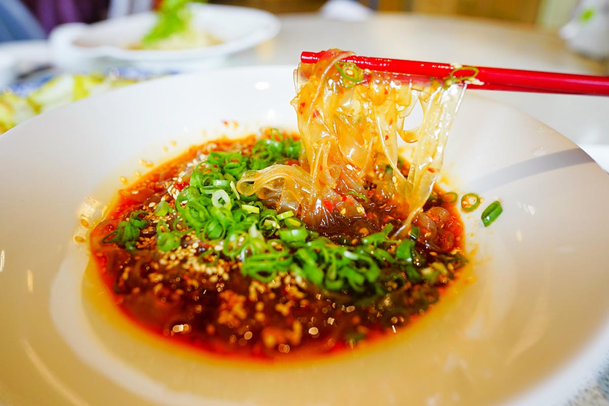 台南食記｜善化中式餐廳推薦！La時尚川菜（台南善化店）烤鴨四吃，結合四川乾鍋吃法超特別~