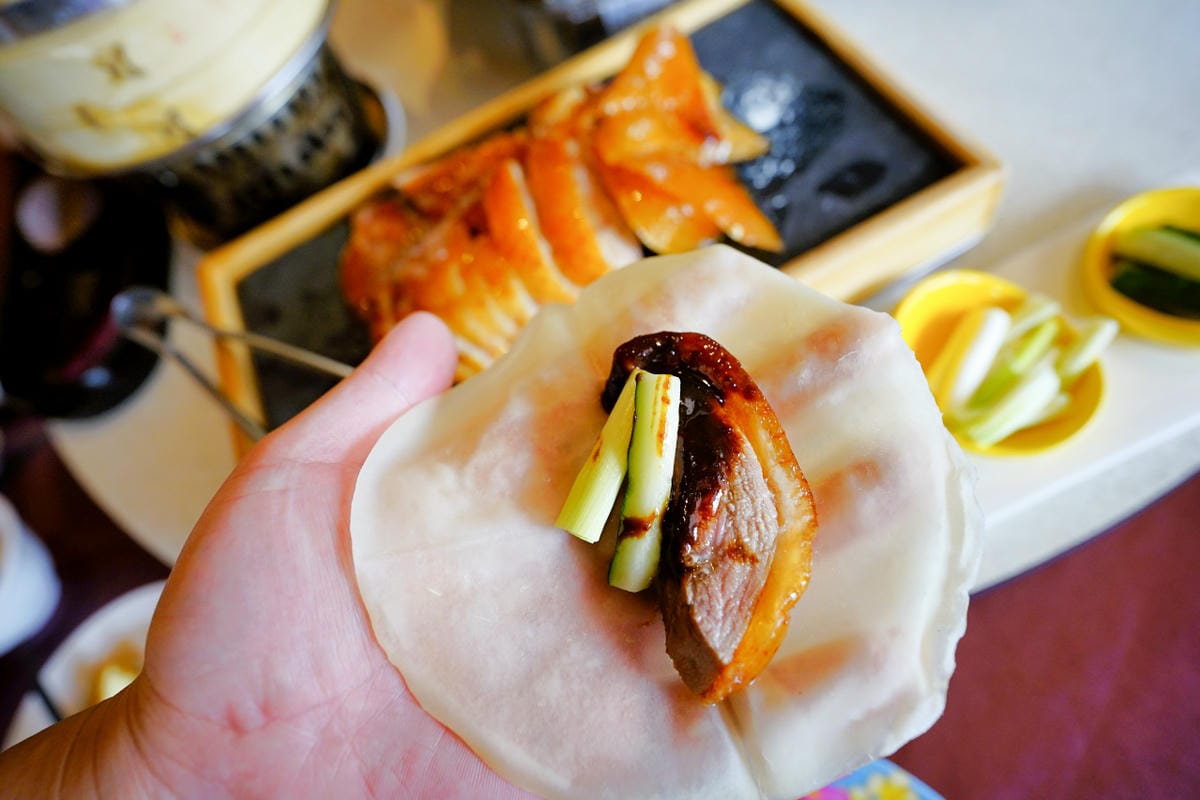 台南食記｜善化中式餐廳推薦！La時尚川菜（台南善化店）烤鴨四吃，結合四川乾鍋吃法超特別~