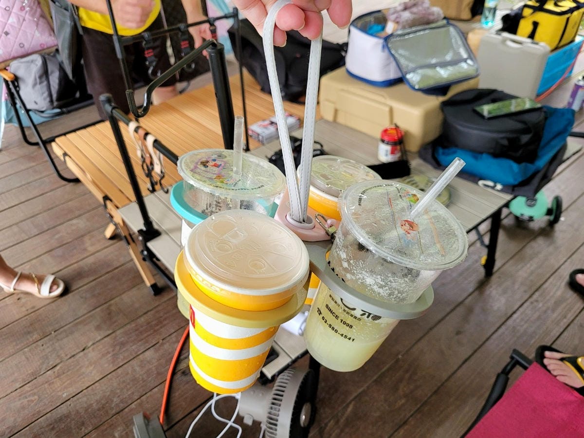 生活小物｜JY玨對會縈水滴杯架 環保無毒x超輕量杯架 多杯飲料一手提超輕鬆！