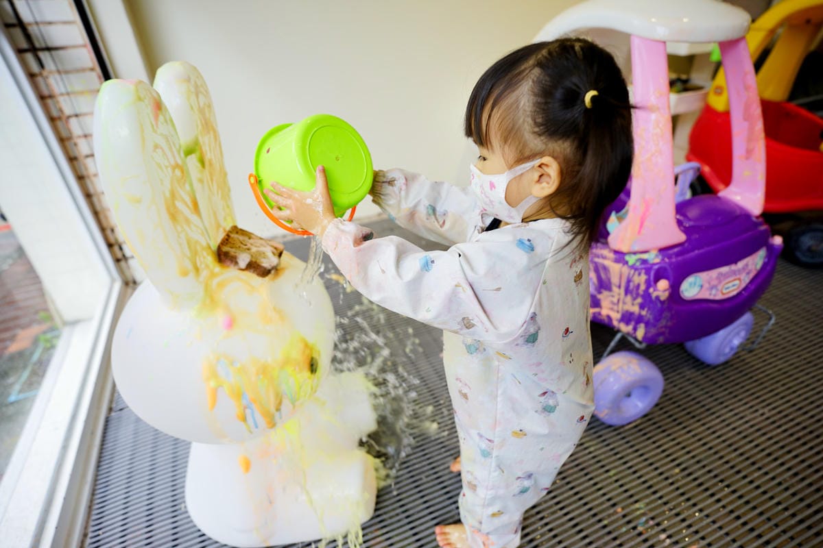 親子育兒｜hi kidsroom 嗨有趣 台北親子遊戲課程推薦！韓式主題水彩&故事引導球池尋寶探險