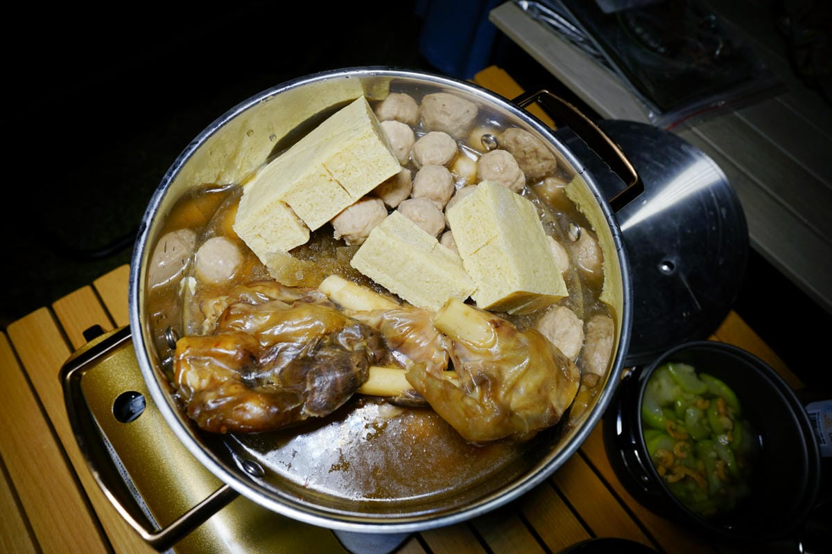 料理|露營美食推薦!土羊哥羊肉爐 露營必備羊肉爐、冬季進補羊肉爐 火鍋湯底料理包宅配推薦!超美味羊肉丸子、羊腳筋 還不趕快買起來~ - 第10張圖 料理|露營美食推薦!土羊哥羊肉爐 露營必備羊肉爐、冬季進補羊肉爐 火鍋湯底料理包宅配推薦!超美味羊肉丸子、羊腳筋 還不趕快買起來~