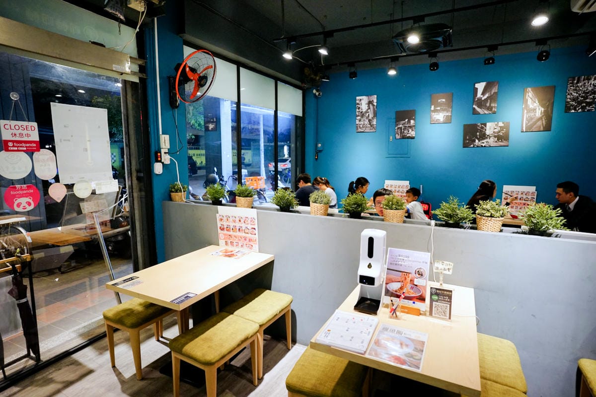 新北食記|板橋美食推薦!饗記麵舖(板橋總店) 有超多滷味小菜的平價麵店~ 牛肉麵/麻醬麵/餛飩麵/古早味便當 - 第7張圖 新北食記|板橋美食推薦!饗記麵舖(板橋總店) 有超多滷味小菜的平價麵店~ 牛肉麵/麻醬麵/餛飩麵/古早味便當