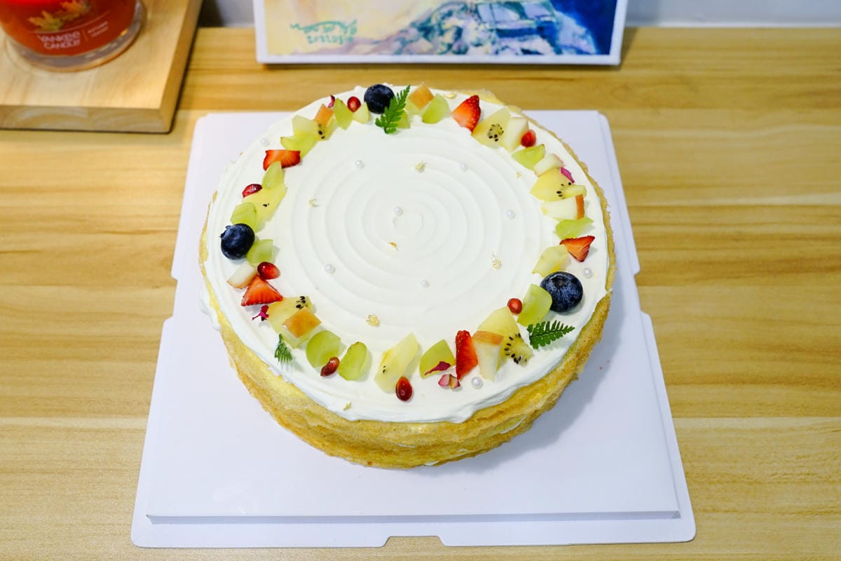 生日蛋糕｜新北三重 4k手作烘焙 經典乳酪蛋糕、新品千層岩燒奶霜蛋糕 生日蛋糕宅配推薦！