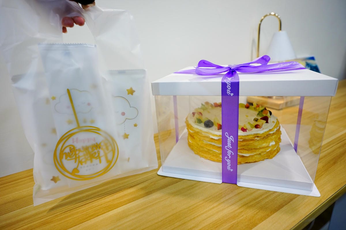 生日蛋糕｜新北三重 4k手作烘焙 經典乳酪蛋糕、新品千層岩燒奶霜蛋糕 生日蛋糕宅配推薦！